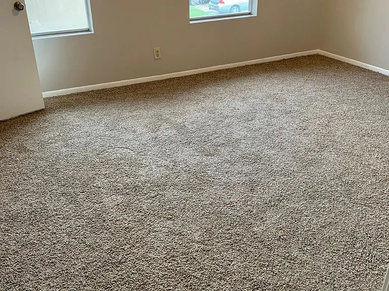 Sunset Grove Apartments — Photo 26