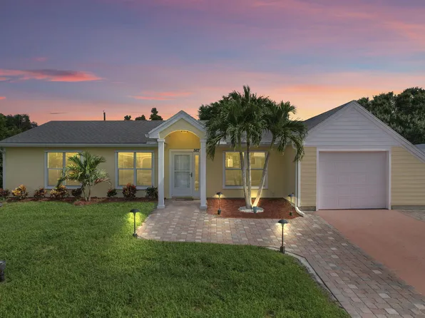 567 SE Chapman Avenue, Port St Lucie, FL 34984