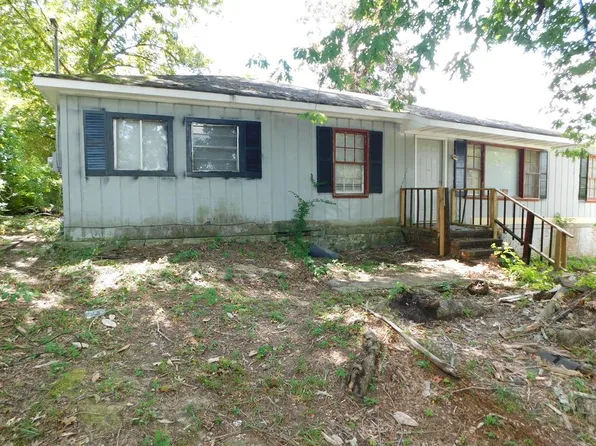 190 Collins Dr, Columbus, GA 31903