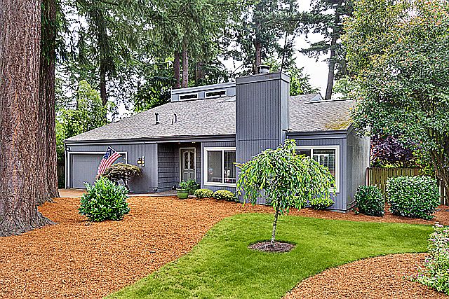 1st image of 2552 SE Singing Woods Dr
