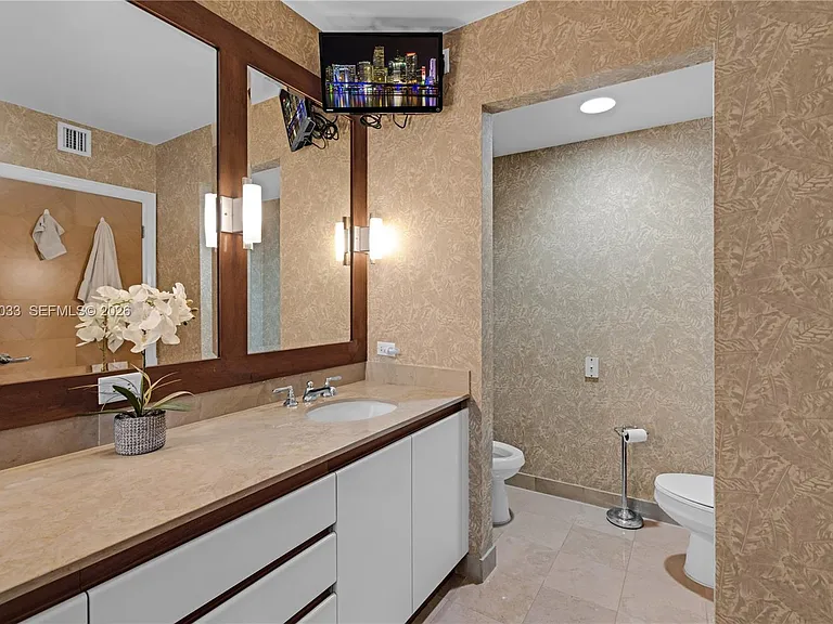 1500 Ocean Dr #704 — Photo 20