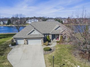 108 Bay Meadows Dr, Holland, MI 49424