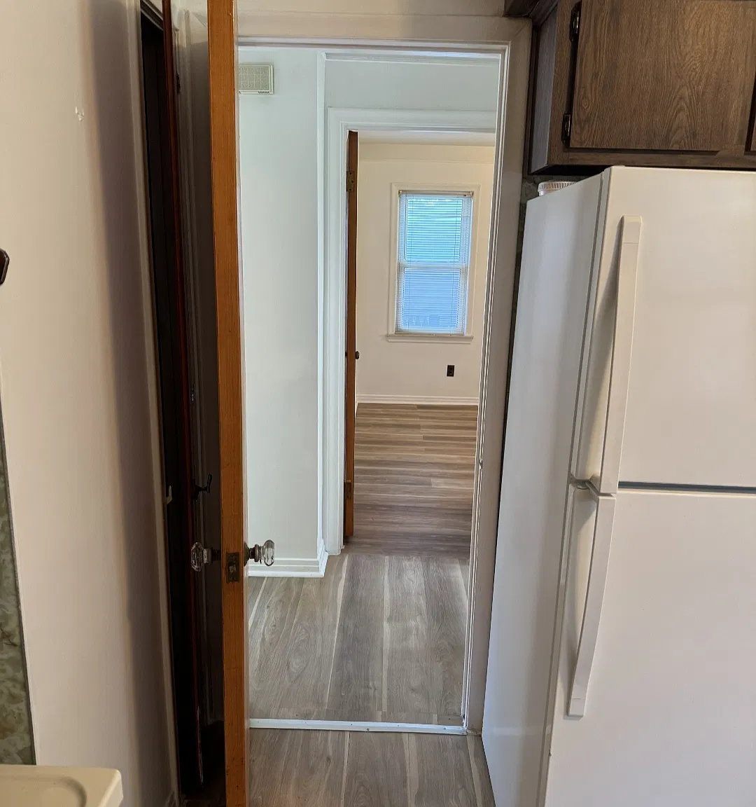 3 bed, 1155 sqft, $2,200 — Photo 4