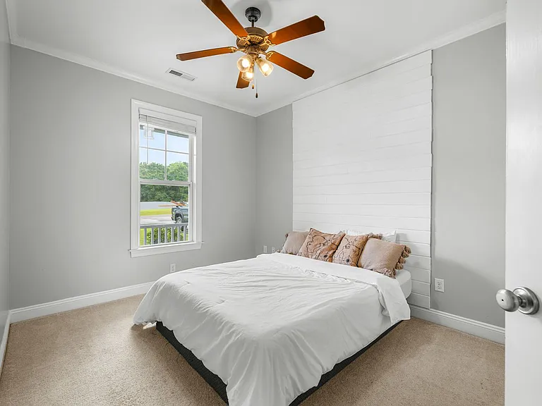 224 Blue Creek Farms Dr — Photo 17