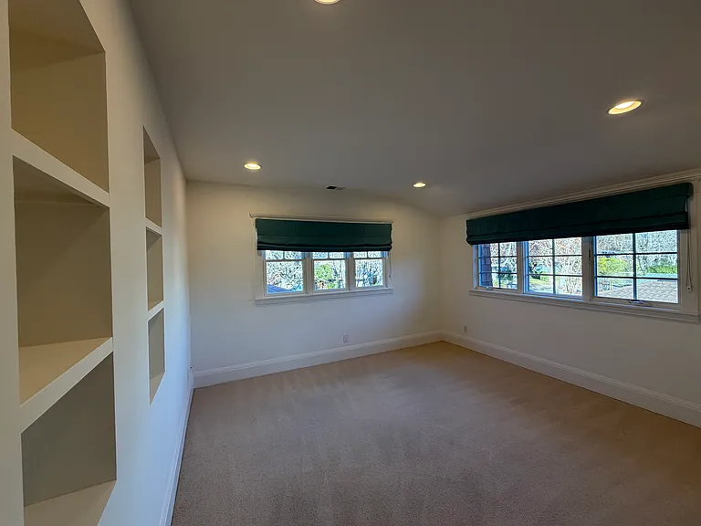 383 Hedge Rd — Photo 25