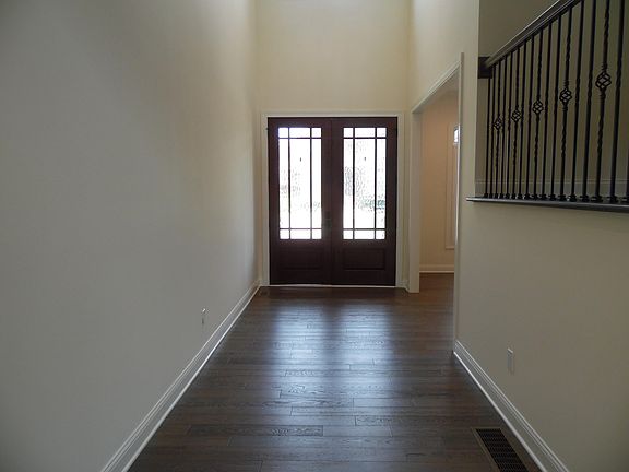 3rd image of 2331 Coroneo Ln