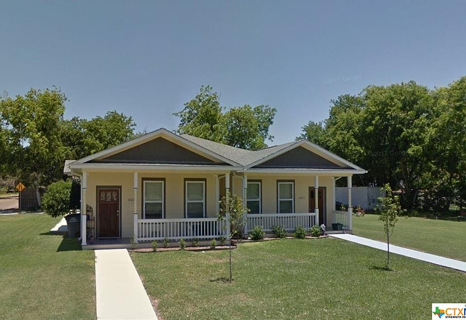 1st image of 602 & 604 E Juan Linn St