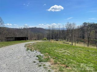 108 Blessed Valley Dr, Hendersonville, NC 28792