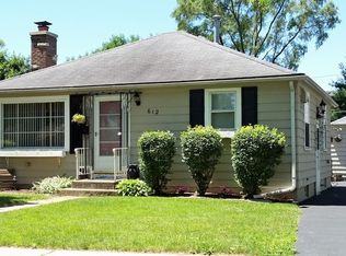 612 S 2nd St, Dundee, IL 60118