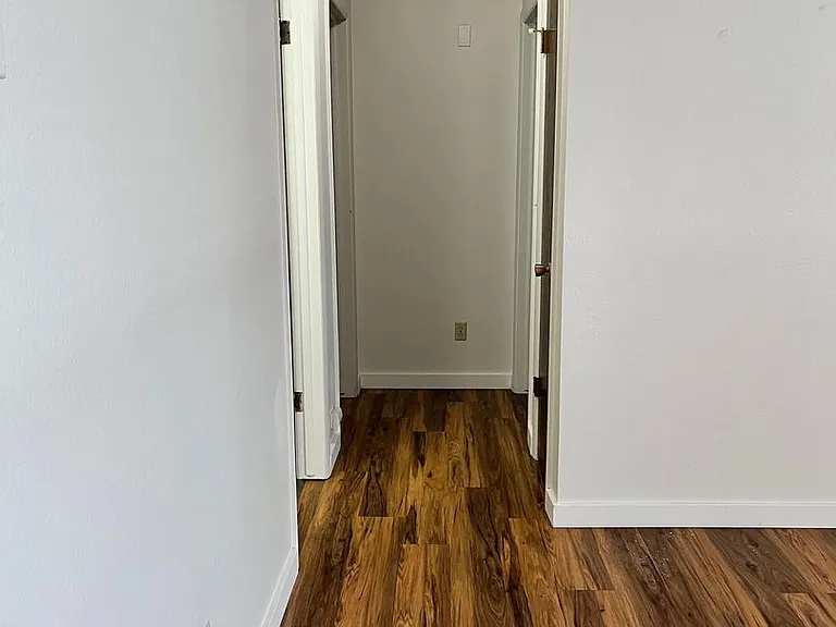 509 N Black Ave #1-8 — Photo 6