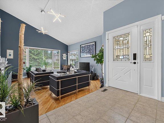 5th image of 9328 173rd St NW