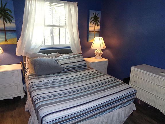 5th image of 2626 Webb Ave #2626