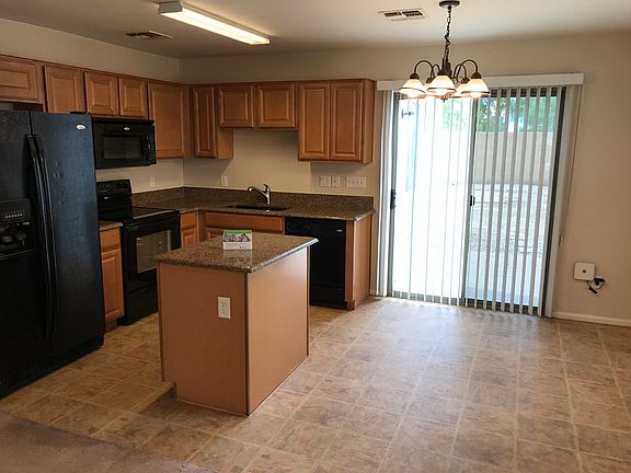 4th image of 344 E Penny Ln
