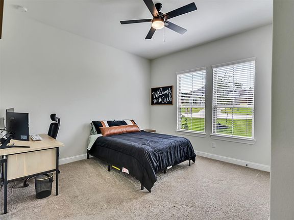 4th image of 40934 Westley Ln