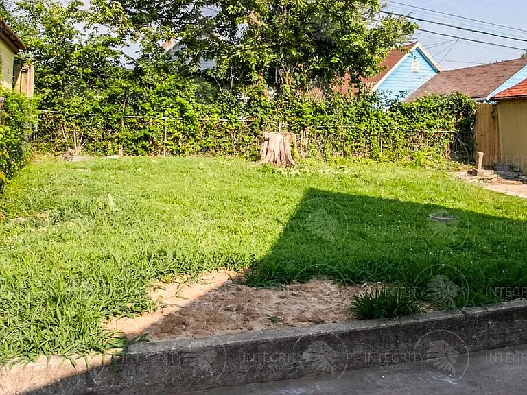 6210 Agnes Ave — Photo 4