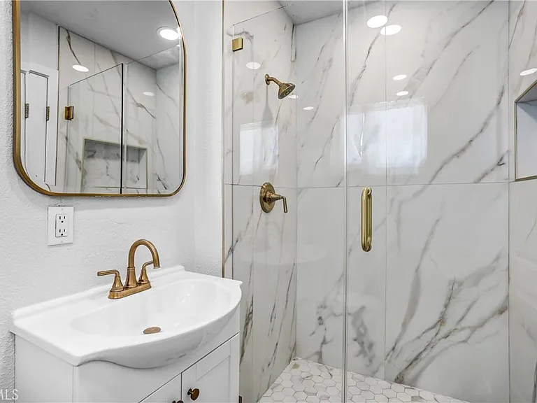 230 N Calvados Ave — Photo 23