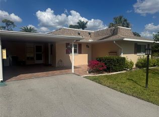 524 Pangola Dr, North Fort Myers, FL 33903