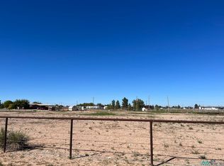 8 Howard Dr, Artesia, NM 88210