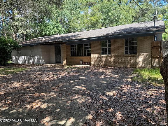 2nd image of 23339 Saucier Lizana Rd