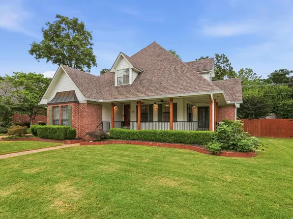 212 Red River Dr, Sherwood, AR 72120