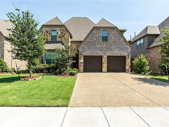 2nd image of 8232 Oakwood Dr