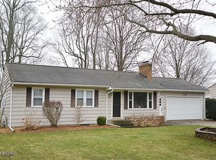 206 S Lauderdale Dr, Kalamazoo, MI 49006
