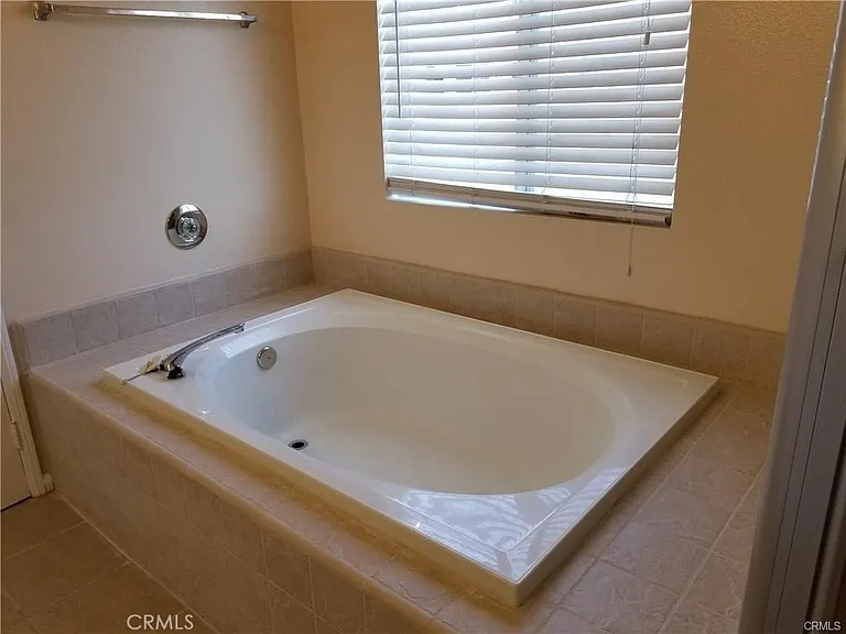 15892 Ocean Ln — Photo 21