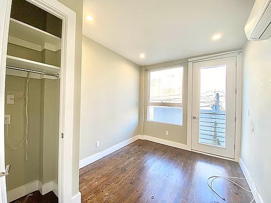 4th image of 1185 Gates Ave #2B