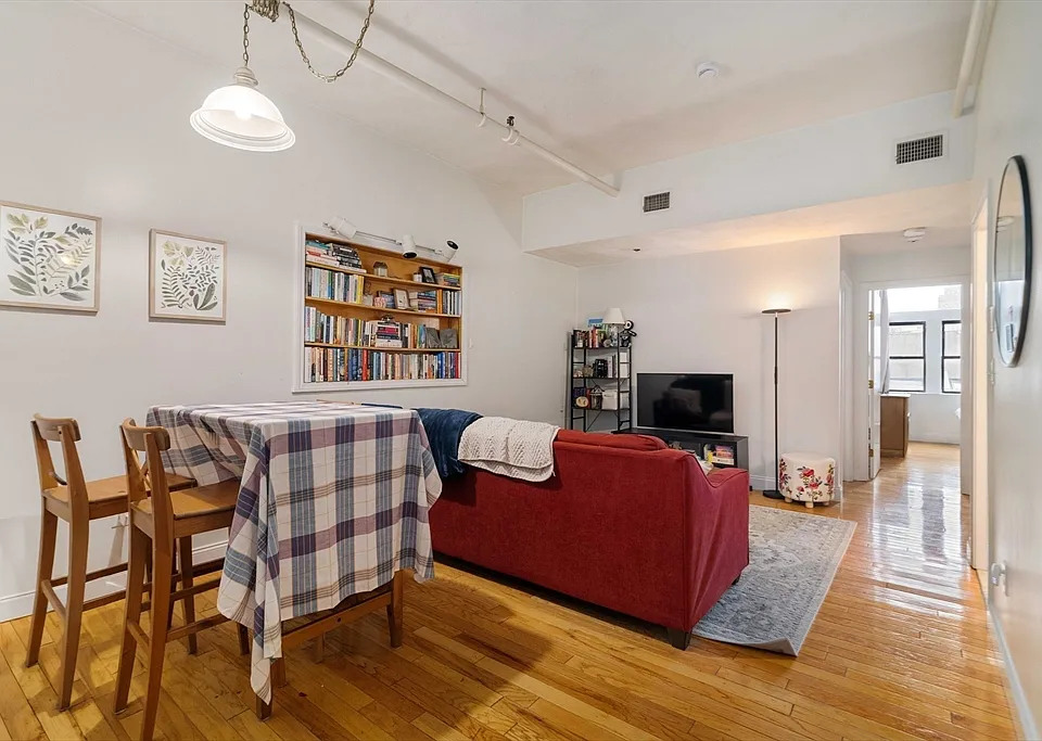 188 North St #53
