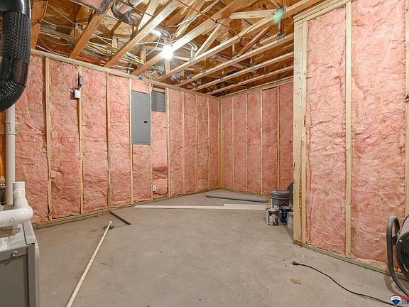 3rd image of 3508 Anaheim Ct