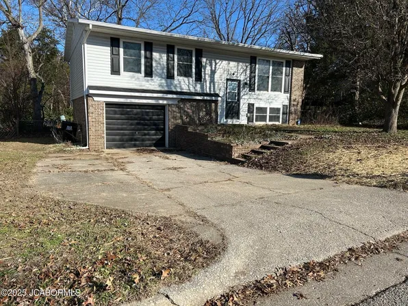 5018 Bagnall Dr, Jefferson City, MO 65109