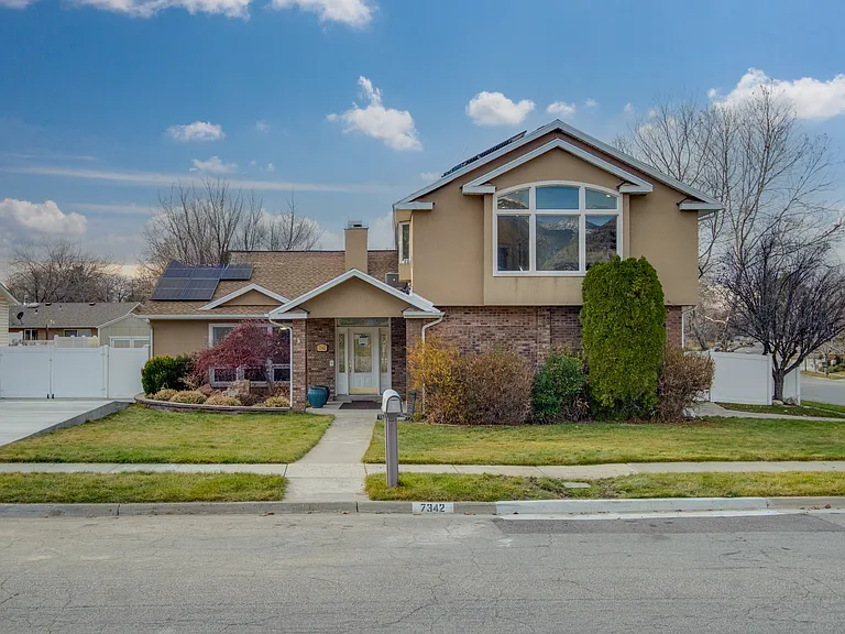 7342 S Promenade Cir — Photo 34