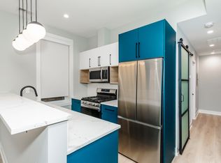 716 S Laflin St APT 2F, Chicago, IL 60607