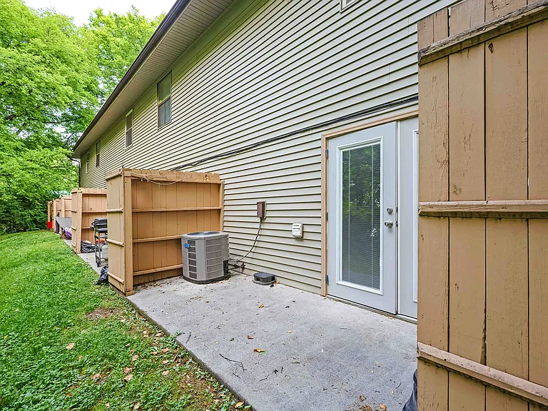1405 Forest Ave #1405 — Photo 19