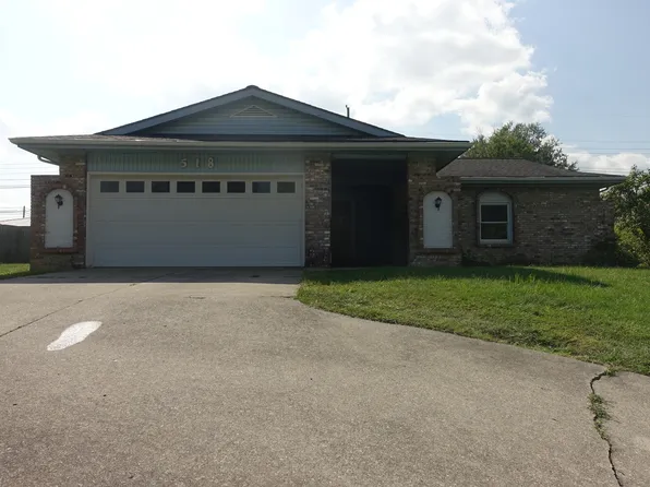 518 Mutton Creek Dr, Seymour, IN 47274