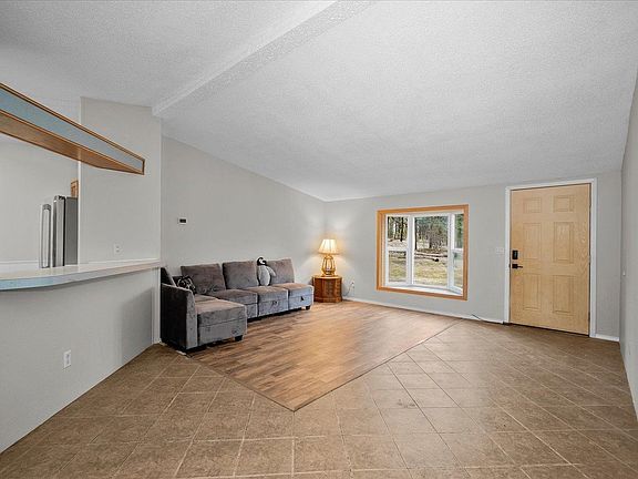 3rd image of 24828 S Pine Spring Rd