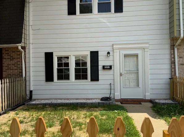 46857 Rogers Dr, Lexington Park, MD 20653