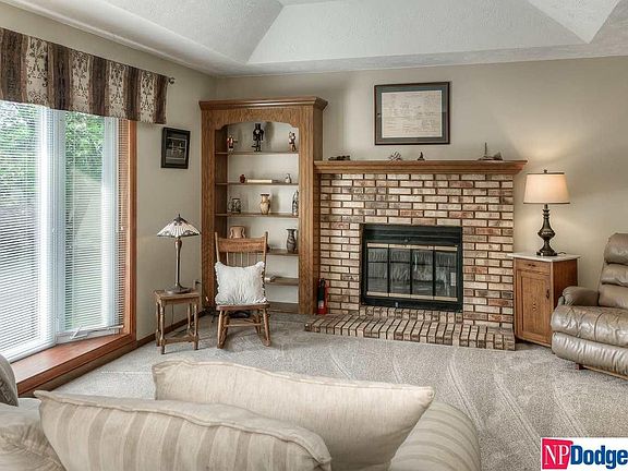 2nd image of 2416 Arlington Pl