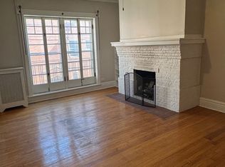 201 W 17th St APT B12, Dubuque, IA 52001