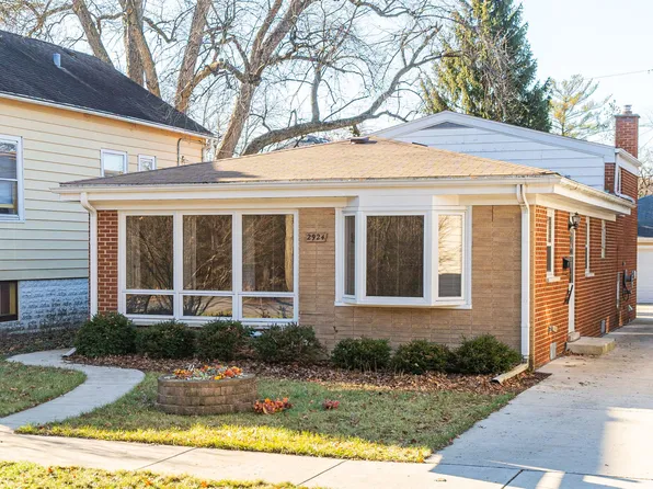 2924 Forest Ave, Brookfield, IL 60513