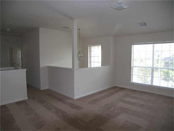 2nd image of 26802 Kingston Glen Ln