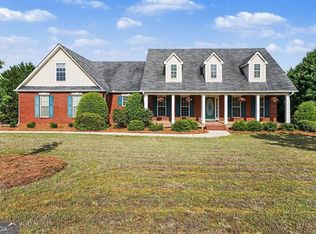 604 Windermere Ct, Hampton, GA 30228