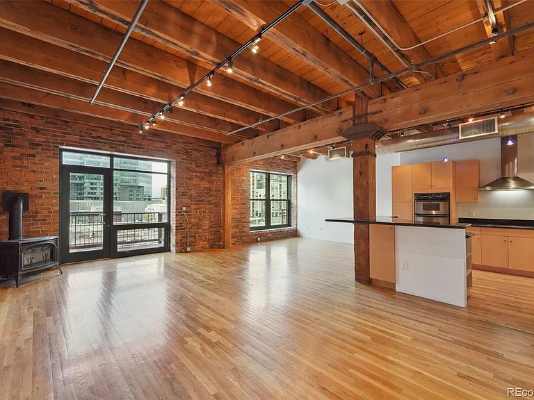 1801 Wynkoop St #317 — Photo 1