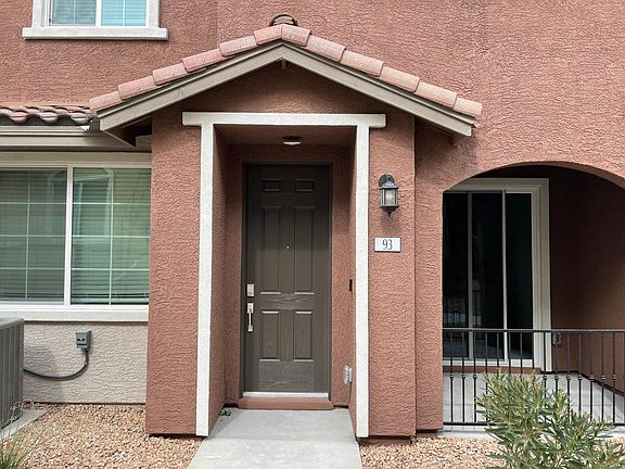 4th image of 20 Barbara Ln #93A