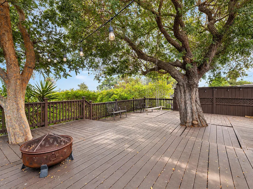 5423 Mary Lane Dr