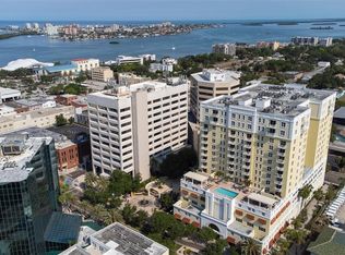 628 Cleveland St APT 713, Clearwater, FL 33755