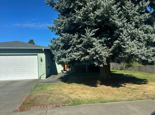 1710 SW Brownell Ave, Grants Pass, OR 97526