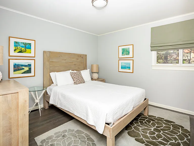 11 Beach Ave — Photo 12