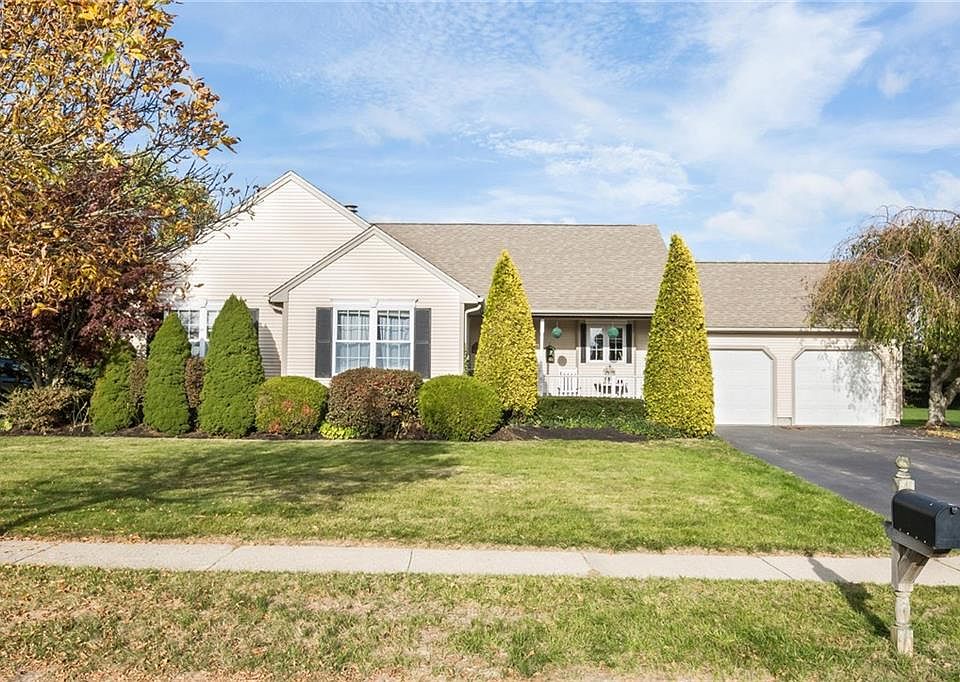 1st image of 51 Petal Ln