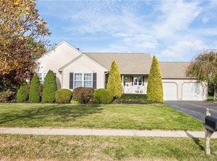 51 Petal Ln, South Kingstown, RI 02879
